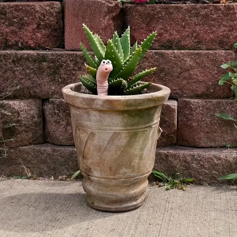 Interesting Thirsty Worm Plant Decorations - Cute Earthworm Garden And Courtyard Additions
