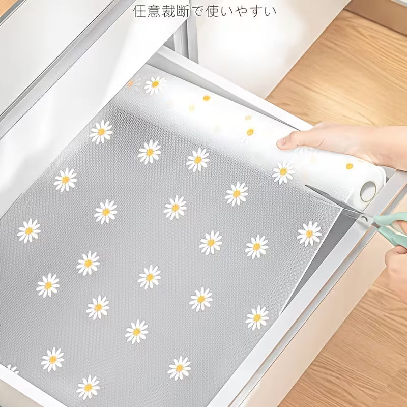 1 Roll Daisy Design Waterproof Cabinet Shelf Liner, Plastic