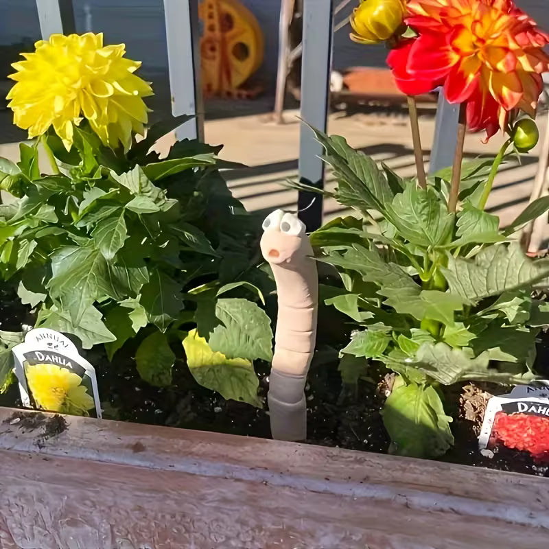Interesting Thirsty Worm Plant Decorations - Cute Earthworm Garden And Courtyard Additions
