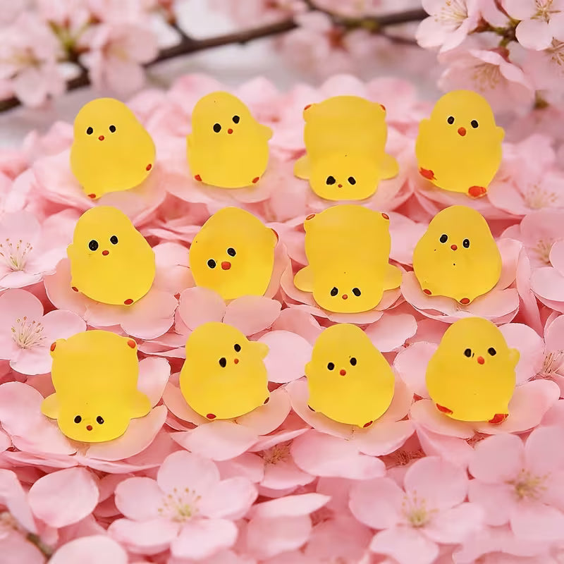 16-Piece of Miniature Landscape Cartoon Cute Chubby Chicken Resin DIY