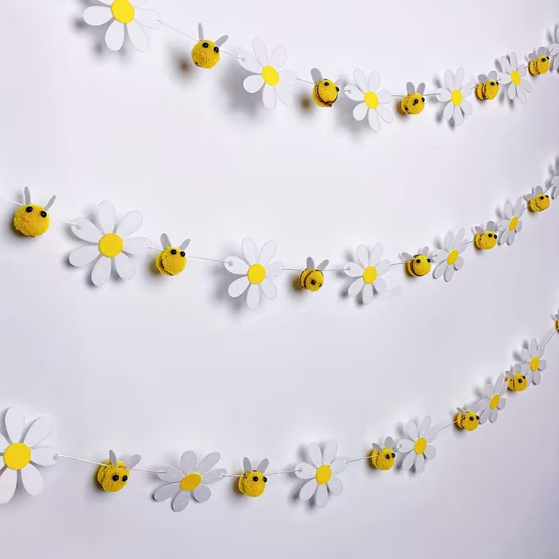 3pcs, Pre-assembled, No DIY, Felt Bee Daisy Garland Set