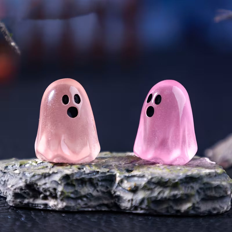 Collectible Figurines Halloween 10pcs Random Color Miniature Scenery Creative Glow-In-Dark Ghost