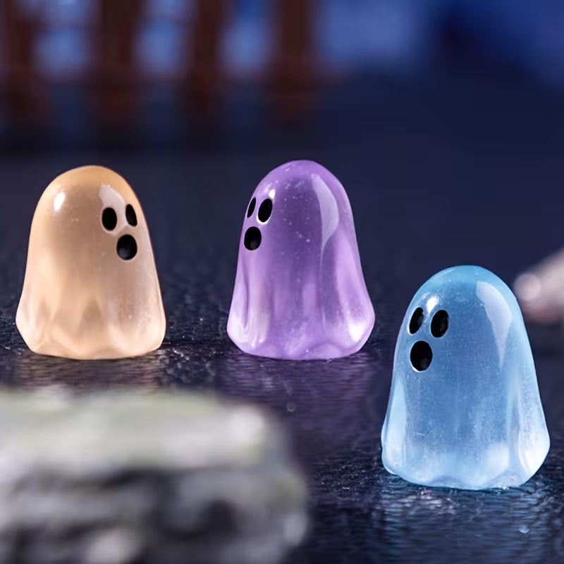 Collectible Figurines Halloween 10pcs Random Color Miniature Scenery Creative Glow-In-Dark Ghost