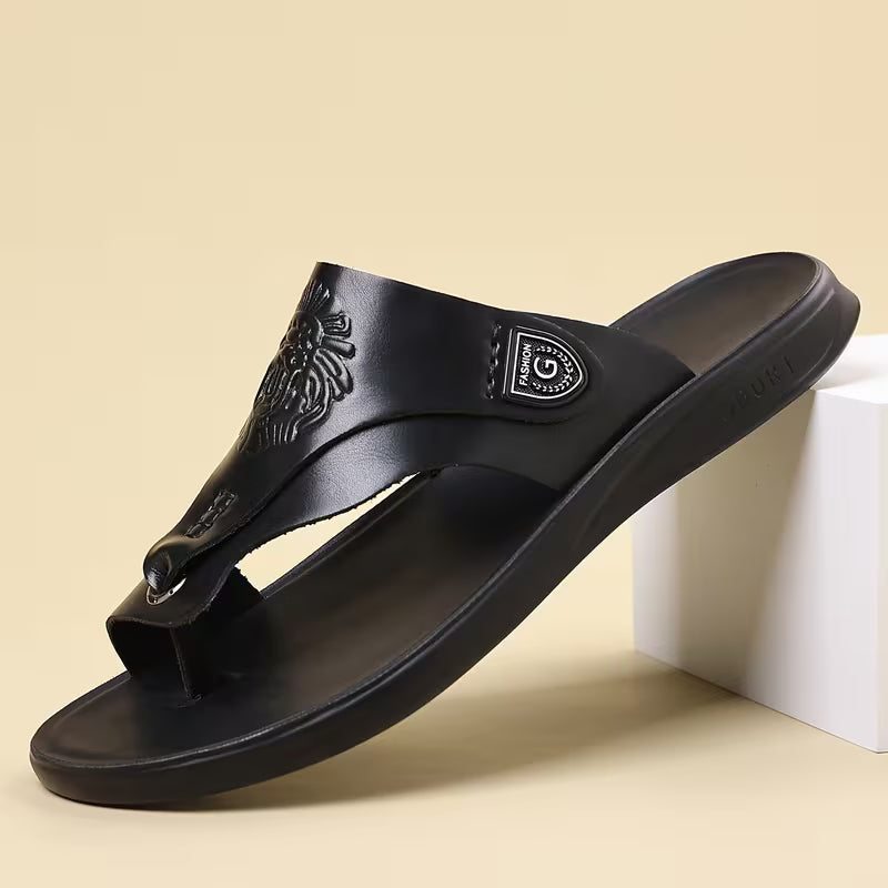 Men'S Toe Loop Slide Sandals Lion Embossed Detail Metal Accent Comfortable Thick Sole Non-Slip