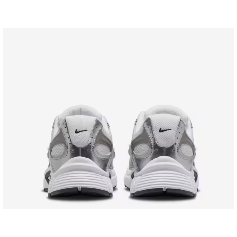 Womens Nike V5 RNR Casual Shoes