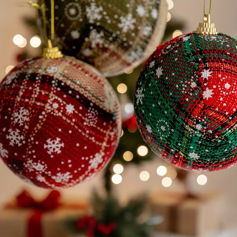 Heavy-Duty Plaid & Snowflake Christmas Ornaments, 9.65*9.65inch Gift Box Set(9 Ornament