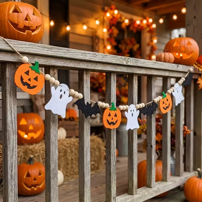 Pre-Assembled Soft Felt Garland with Pumpkins, Ghosts & Bats Pompoms